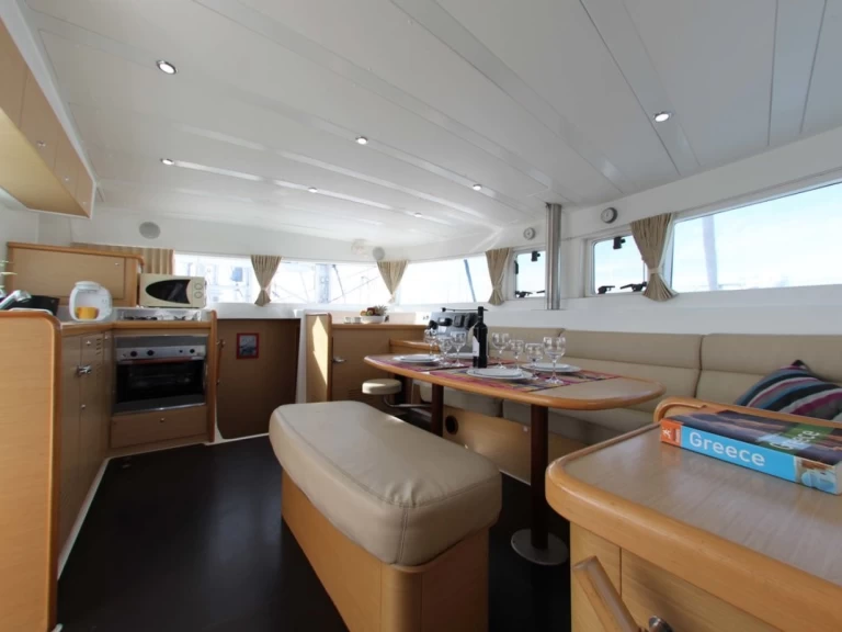 Louez un Lagoon Lagoon 420 à Álimos