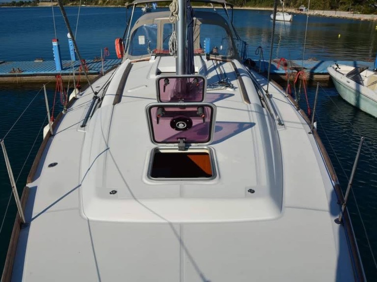 Location Voilier à Páleros - Bénéteau Oceanis 37