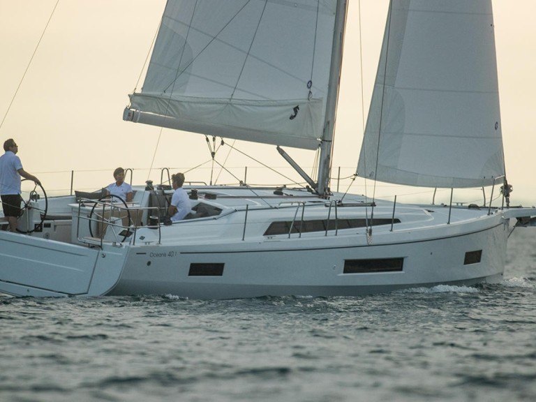 Location Voilier à Pula - Bénéteau Oceanis 40.1