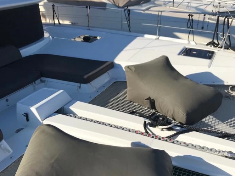 Louez un Lagoon Lagoon 46 à Álimos