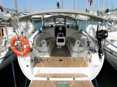 Rent a Bavaria Cruiser 41 Murter-Kornati