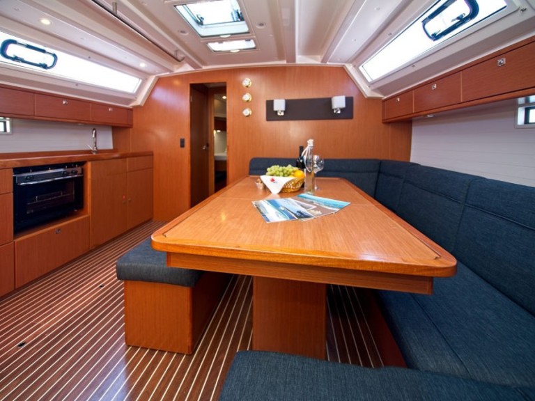 Bavaria Cruiser 46 a louer à Murter-Kornati