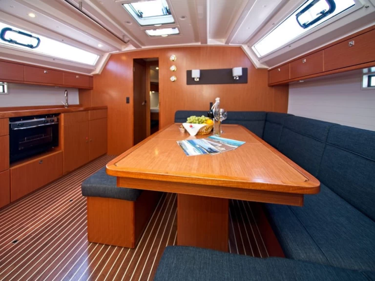 Bavaria Cruiser 46 a louer à Murter-Kornati