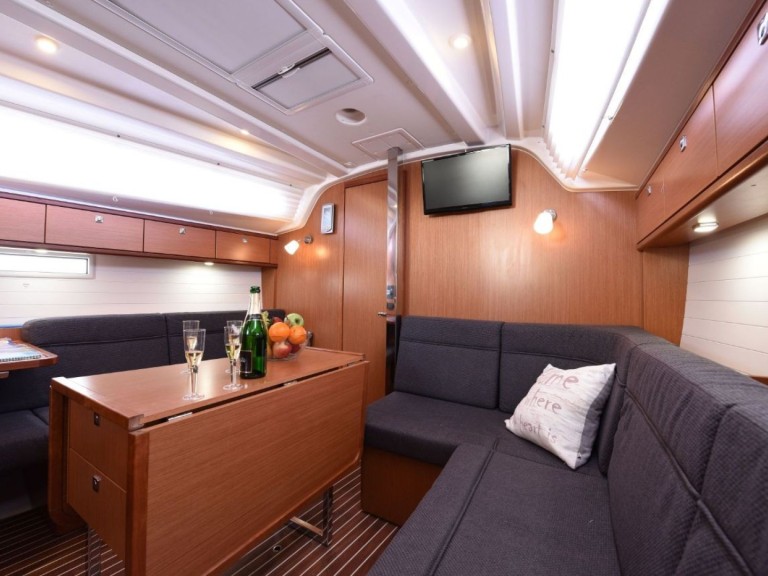 Bavaria Cruiser 37 a louer à Zadar