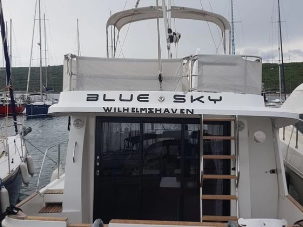 Location Bateau à moteur Bénéteau avec permis