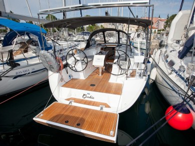 Bavaria Bavaria Cruiser 34 Style jednotlivci a charterové společnosti v Marina Tankerkomerc