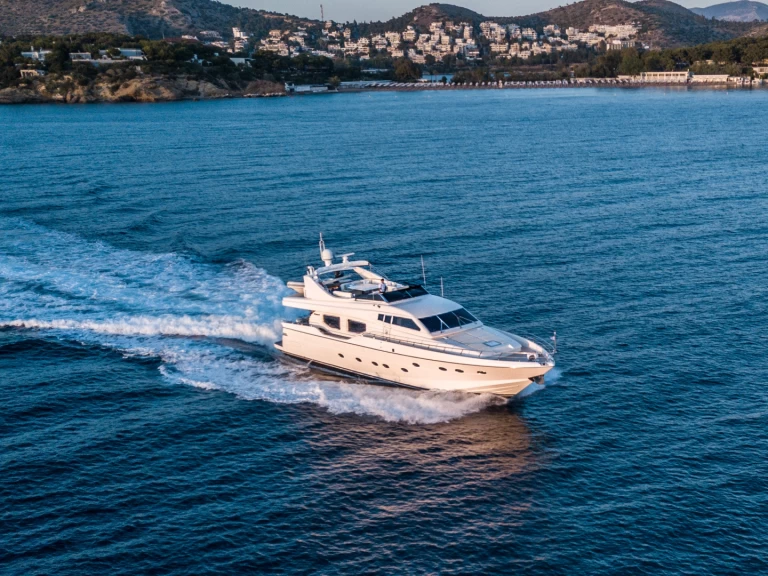 Location bateau Posillipo Posillipo Technema 80 à Álimos sur Samboat