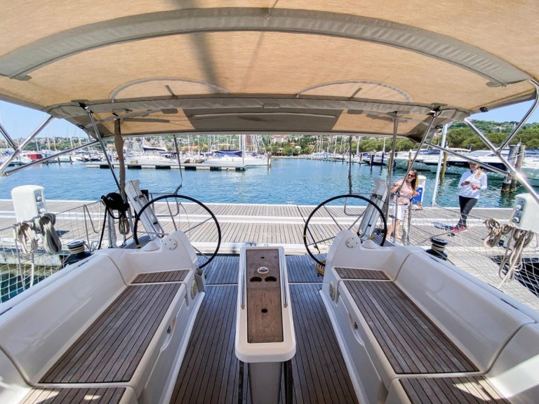 Louez un Dufour Dufour 382 Grand Large à Portorož