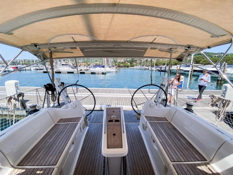 Louez un Dufour Dufour 382 Grand Large à Portorož