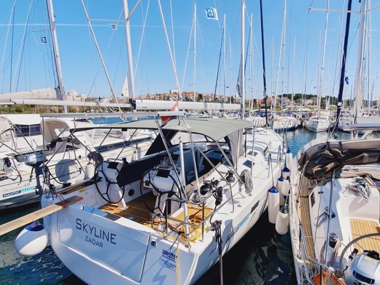Louez un Hanse Hanse 505 à Pula