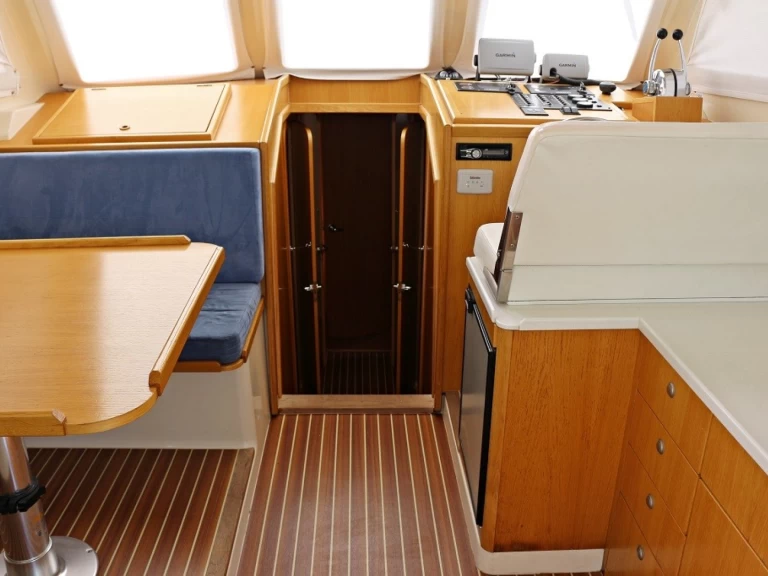 Location bateau Sas Vektor Adria 1002 Vektor à Sukošan sur Samboat