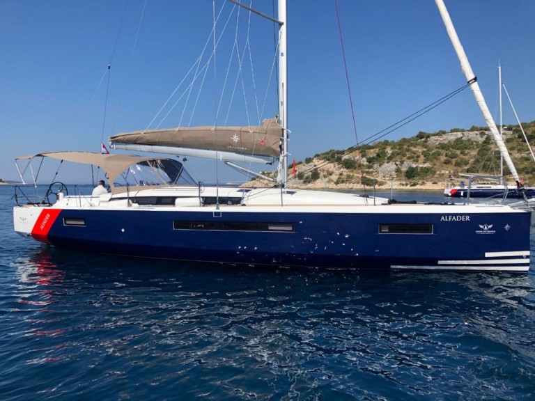 Louer Voilier avec ou sans skipper Jeanneau à Primošten