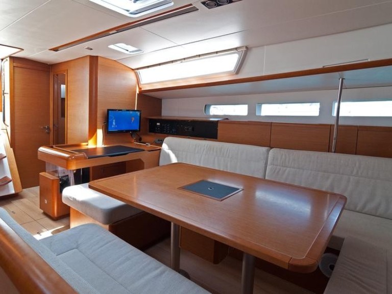 Location bateau Jeanneau Sun Odyssey 509 à Split sur Samboat