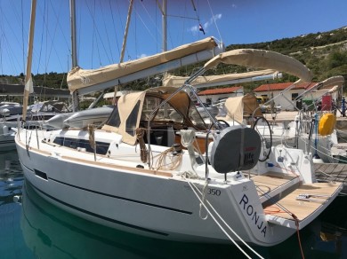 Dufour Dufour 350 Grand Large charter bareboat or skippered in  Primošten