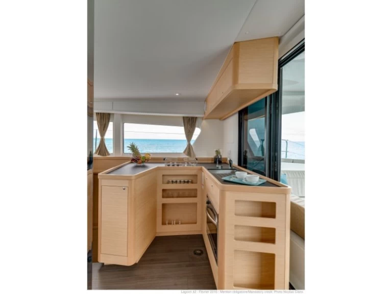 Louer Catamaran avec ou sans skipper Lagoon à Primošten