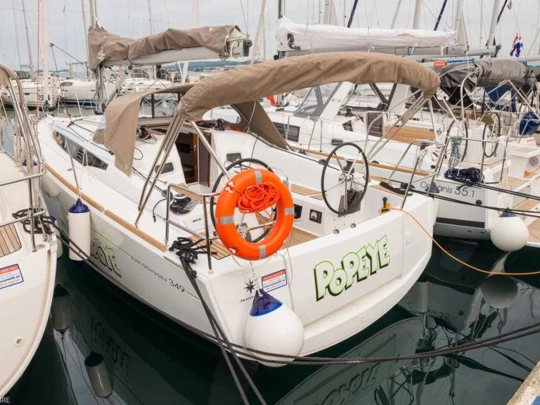 Jeanneau Sun Odyssey 349 a louer à Biograd na Moru