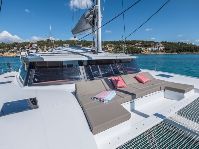 Louez un Fountaine Pajot Astrea 42 à Fethiye