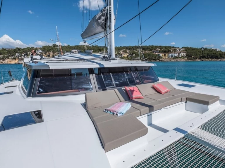 Louez un Fountaine Pajot Astrea 42 à Fethiye
