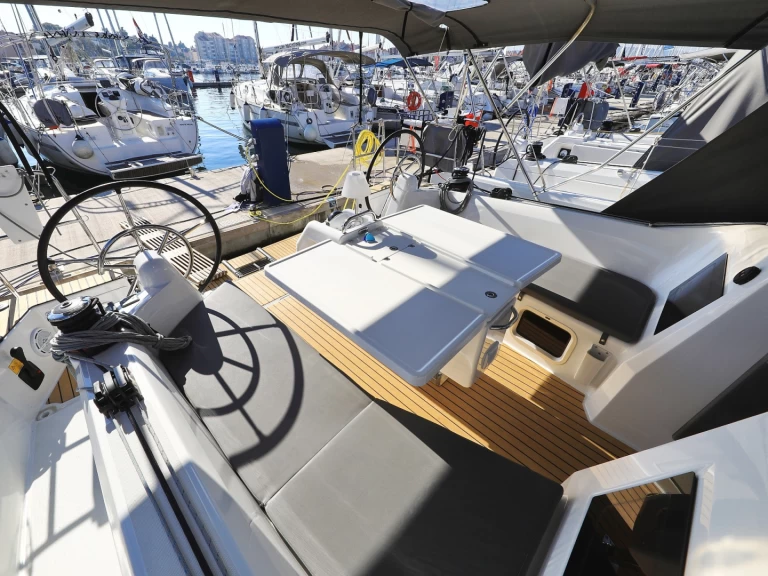 Location Voilier Jeanneau avec permis