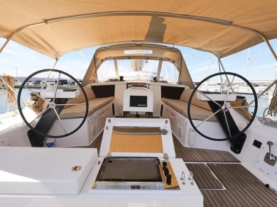 Sailboat rental with or without skipper Dufour Nidri