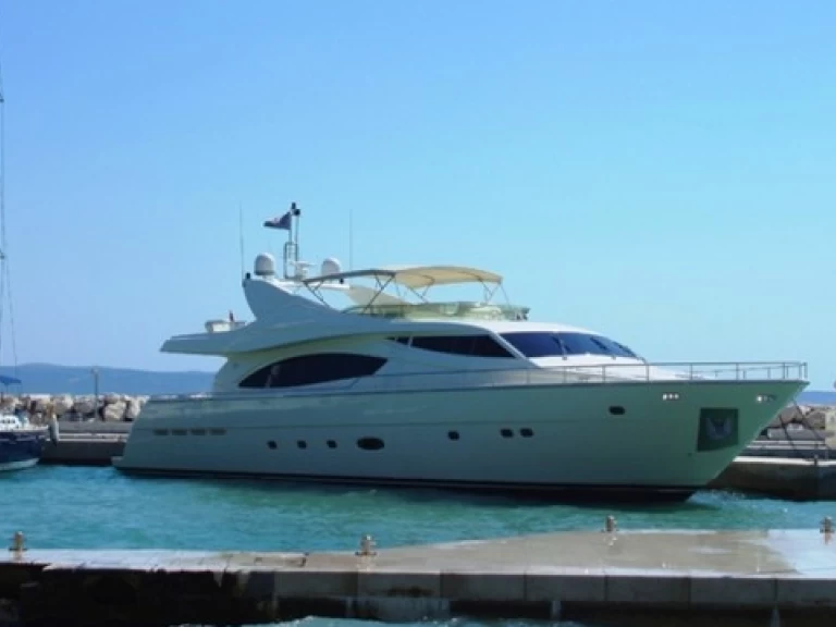 Louez un Ferretti Ferretti Yachts 880 - 4. cab à Salamína