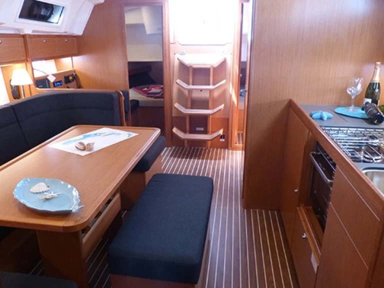 Louer Voilier avec ou sans skipper Bavaria à Procida