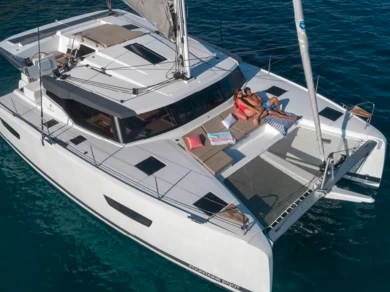 Hire Catamaran with or without skipper Fountaine Pajot Ajaccio