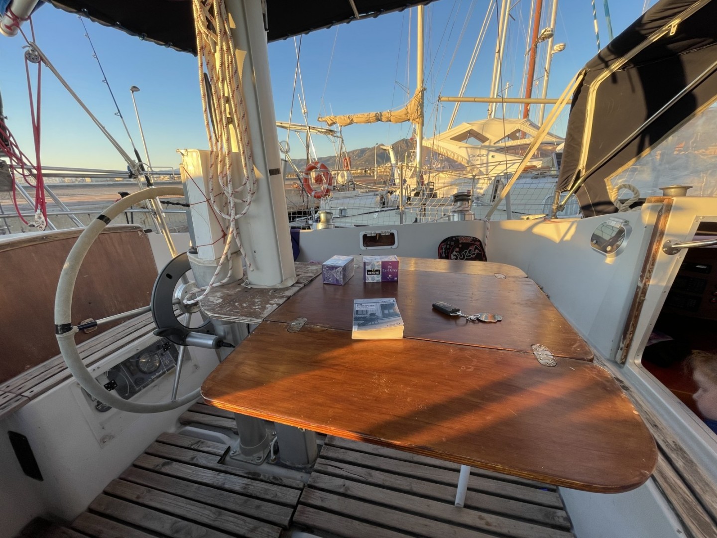 Location Voilier Jeanneau Gin Fizz Ketch (GIN FIZZ)