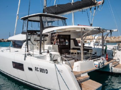 YachtCharter in Olbia - Lagoon Lagoon 42 auf SamBoat