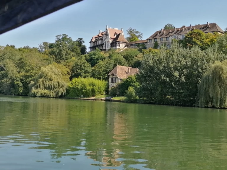 Location Bateau à moteur Quicksilver avec permis