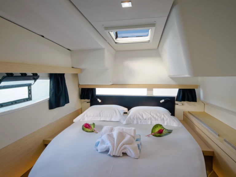 Louer Catamaran avec ou sans skipper Fountaine Pajot à Raiatea