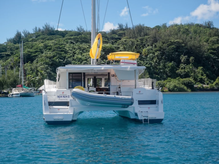 Louez un Fountaine Pajot Lucia 40 à Raiatea