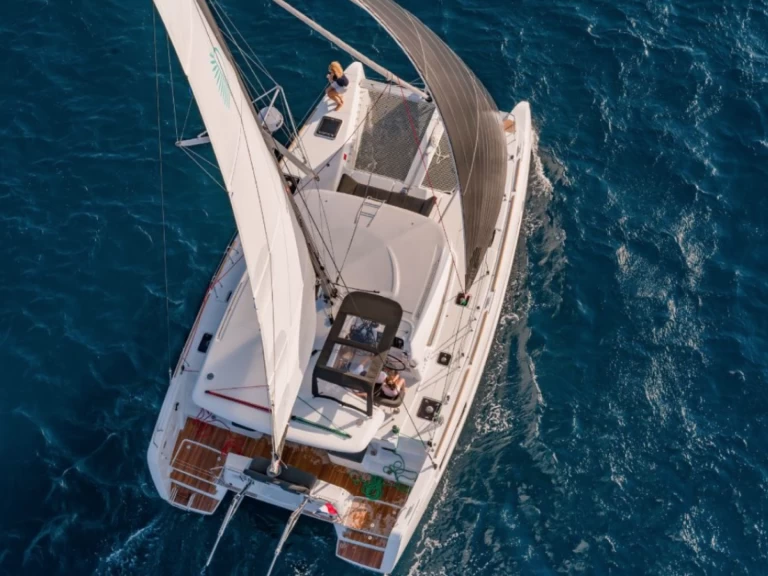 Location bateau Lagoon Lagoon 40 à Raiatea sur Samboat