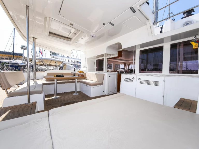 Location bateau Trogir pas cher Lagoon 450 F