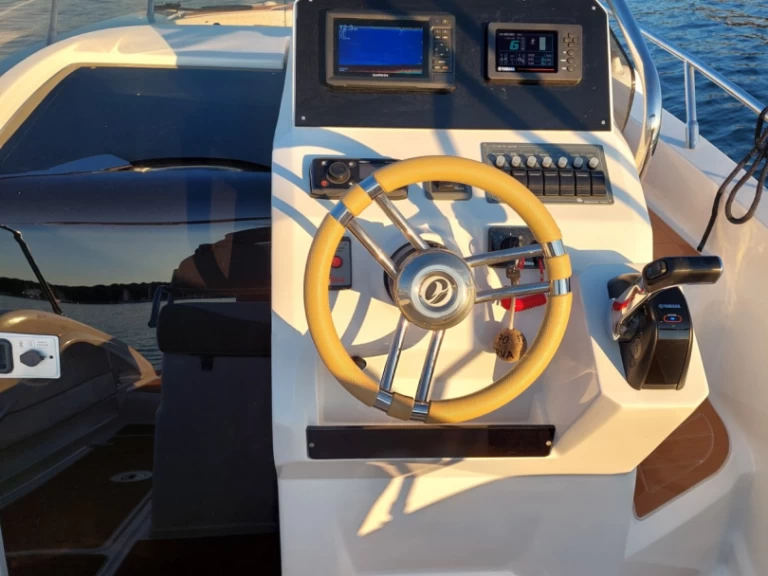 Location Bateau à moteur à Pula - Idea Marine Idea 70
