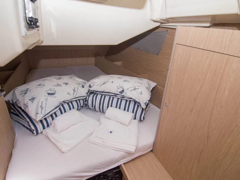 Louez un Bénéteau Oceanis 41.1 à Göcek