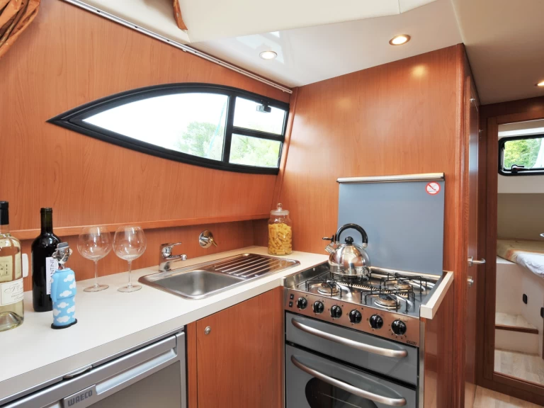 Location bateau Houseboat Holidays Italia Minuetto 6+ à Casale sul Sile sur Samboat