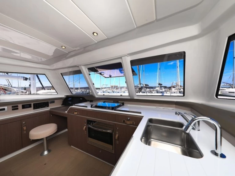 Louez un Bali Bali Catspace Voile à Biograd na Moru