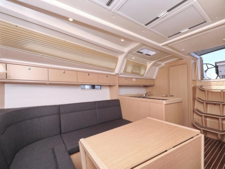 Bavaria Cruiser 37 a louer à Biograd na Moru