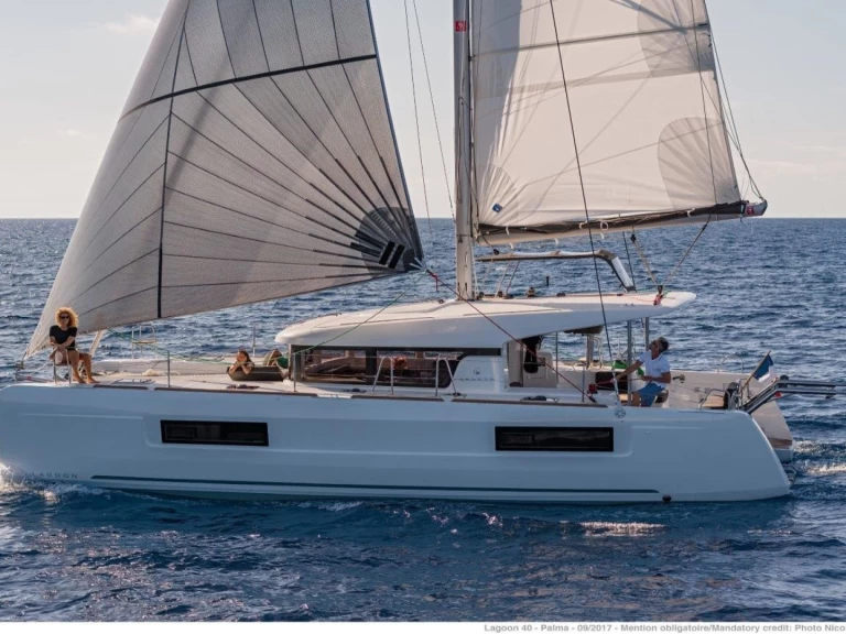 Location Catamaran Lagoon avec permis