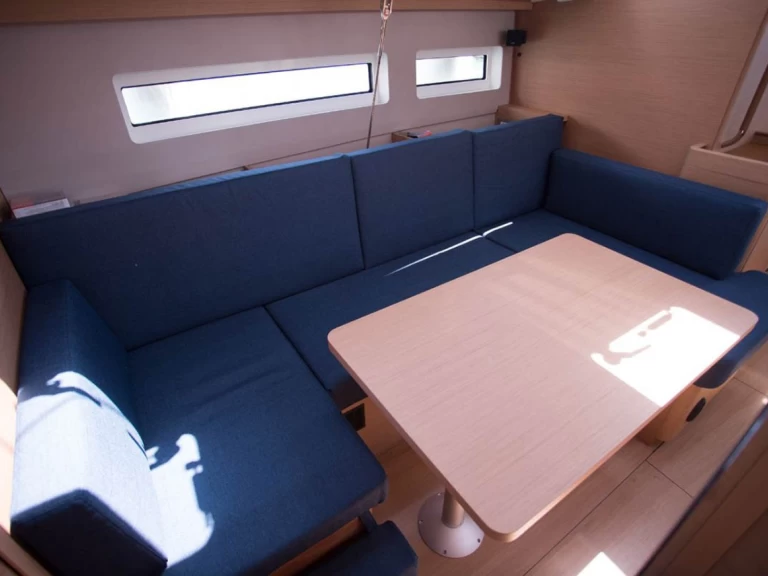 Louez un Jeanneau Sun Odyssey 440 à Seget Donji