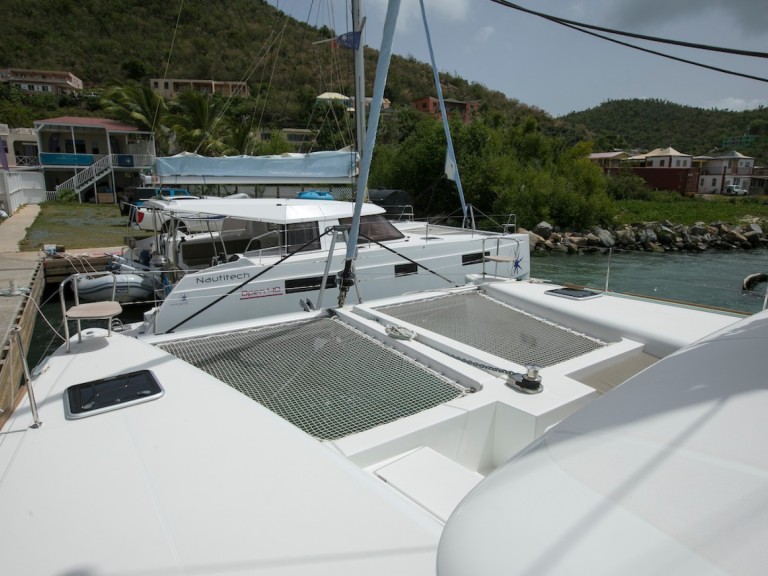 Lagoon Lagoon 450 F a louer à Eden Island