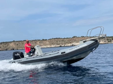 Zodiac Zodiac pro charter bareboat or captained in  Cala Galdana