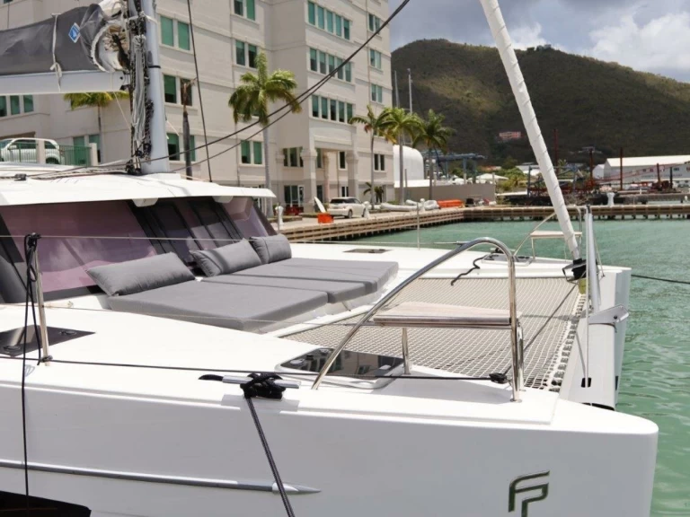 Louer Catamaran avec ou sans skipper Fountaine Pajot à Road Town