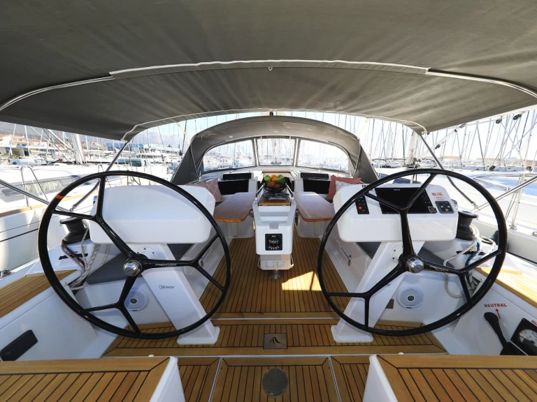 Louez un Hanse Hanse 458 à Kaštela