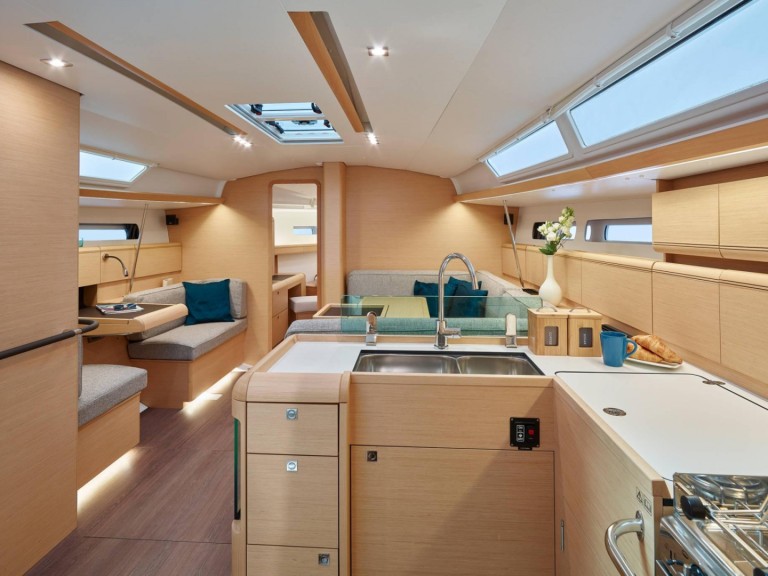 Location bateau Gouviá pas cher Sun Odyssey 449