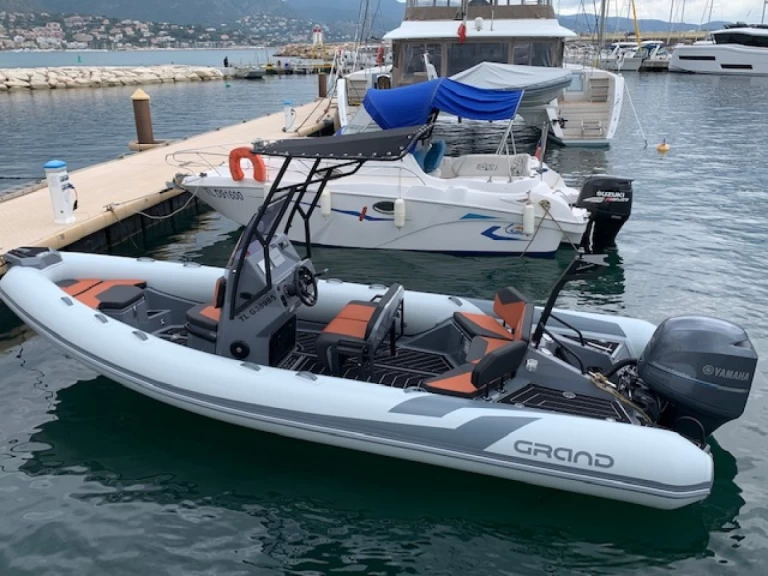 Louez un Grand Boats Drive D600 Lux à Bormes-les-Mimosas