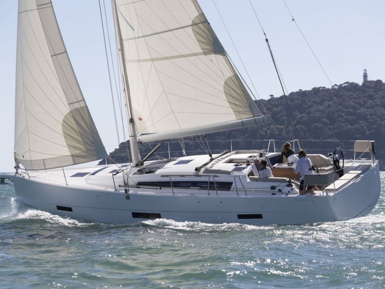 Location à Pula - Dufour Dufour 430 Grand Large sur SamBoat