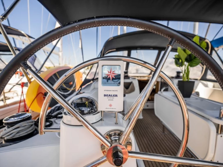 Louez un Jeanneau Sun Odyssey 519 à Álimos