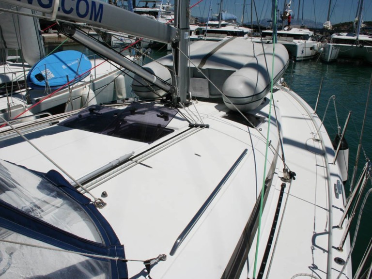 Louer Voilier avec ou sans skipper Jeanneau à Seget Donji